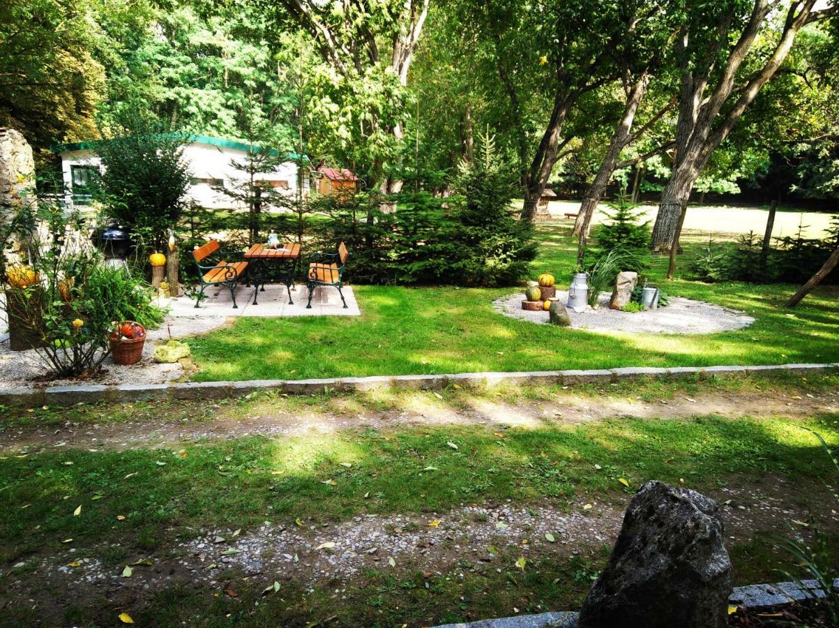 Ferienhaeuschen Gruber Villa Loosdorf Dış mekan fotoğraf